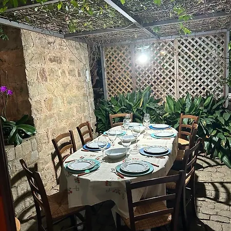 Apartman La Casetta Nel Cortile