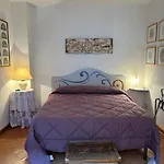 La Casetta Nel Cortile Διαμέρισμα *