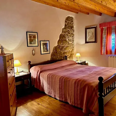Apartment La Casetta Nel Cortile *